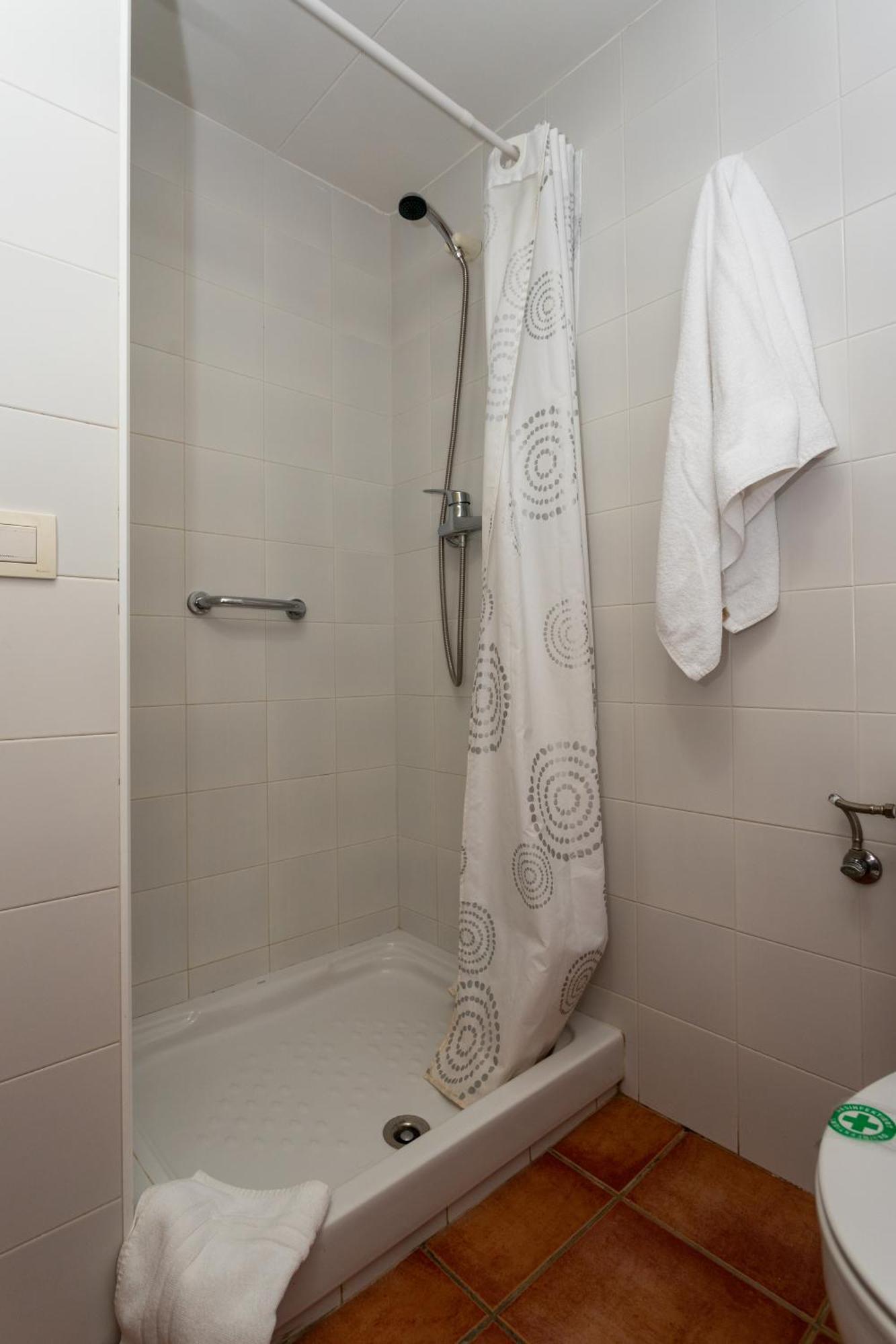 El Miracle Apartment Riner Bagian luar foto